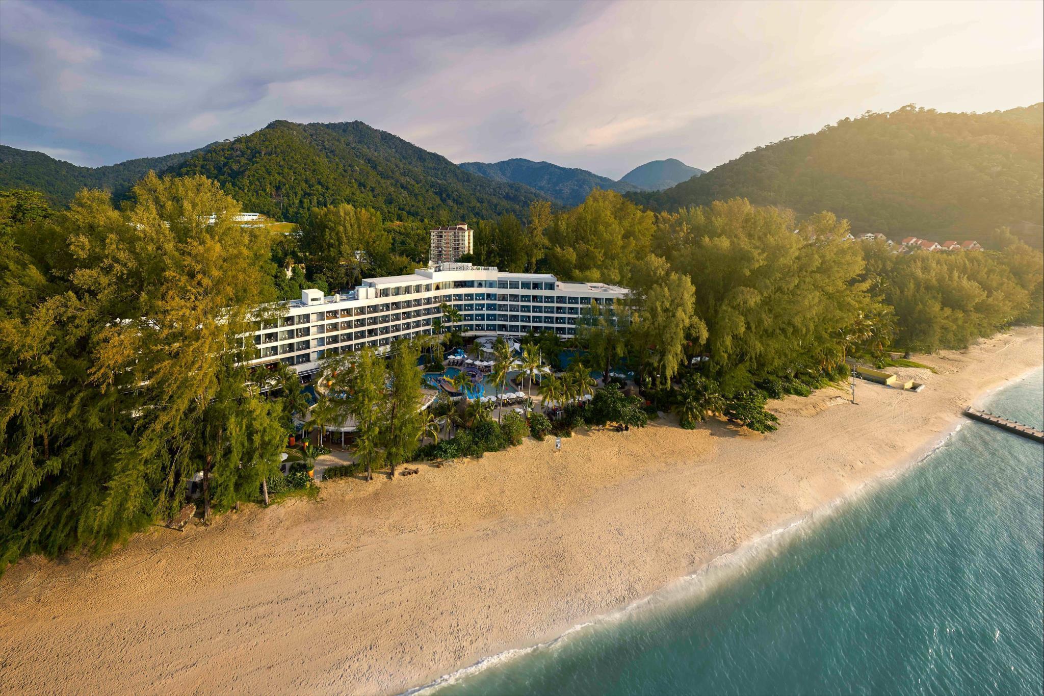 Hard Rock Hotel Penang Batu Feringgi Exterior foto The Royal Paradise Hotel and Spa